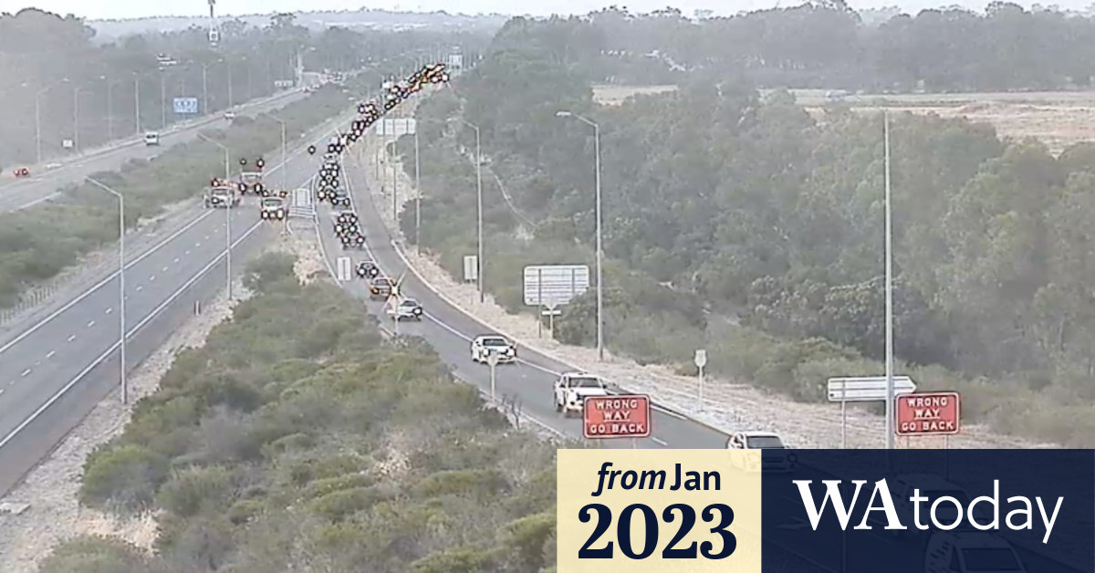 Kwinana Freeway fatal crash Perth traffic chaos after part of freeway closed during peak hour